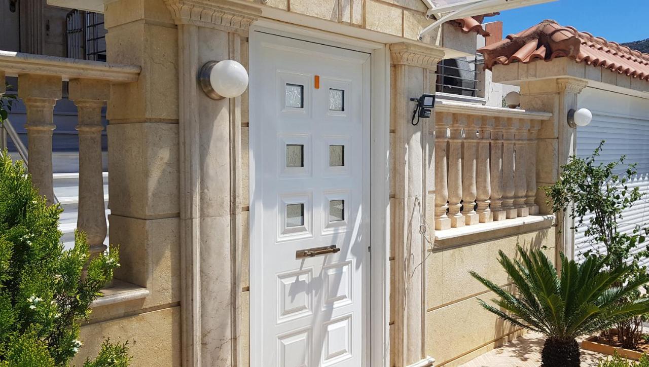 Renovated Lovely Apartment Near Airport & Sea Pórto Ráfti 외부 사진