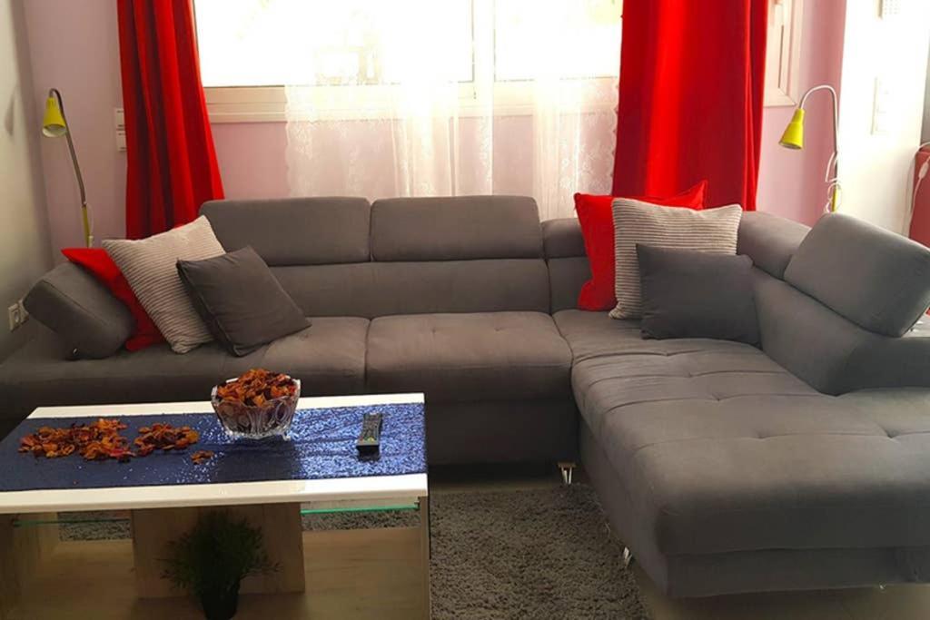 Renovated Lovely Apartment Near Airport & Sea Pórto Ráfti 외부 사진