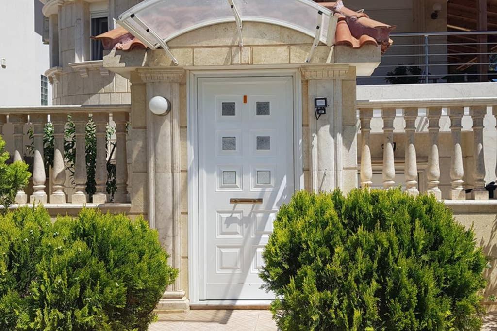 Renovated Lovely Apartment Near Airport & Sea Pórto Ráfti 외부 사진