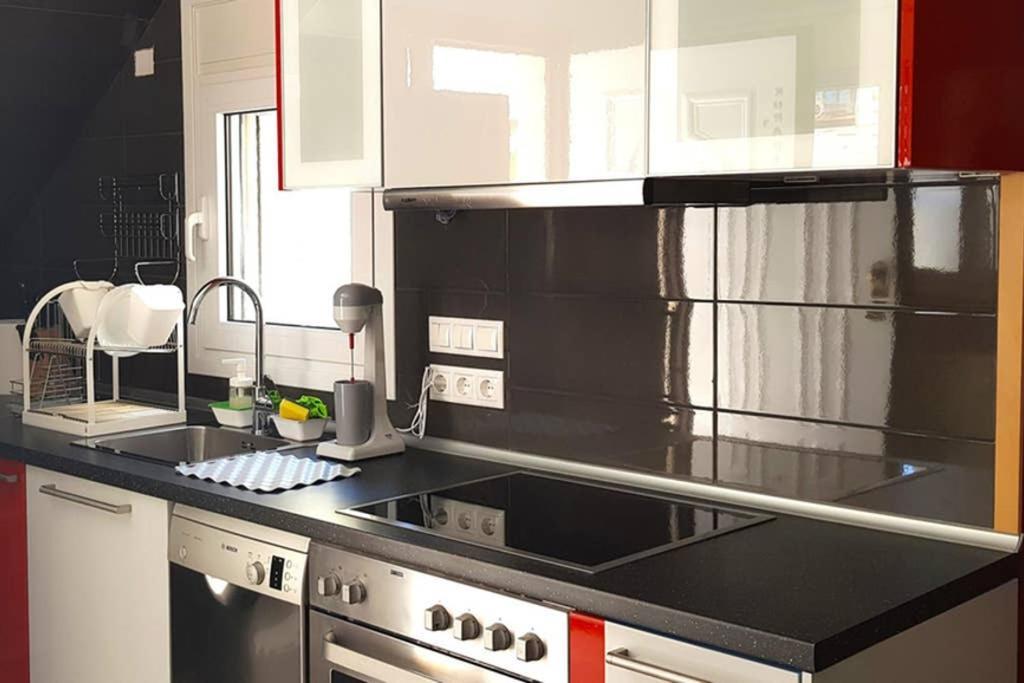 Renovated Lovely Apartment Near Airport & Sea Pórto Ráfti 외부 사진