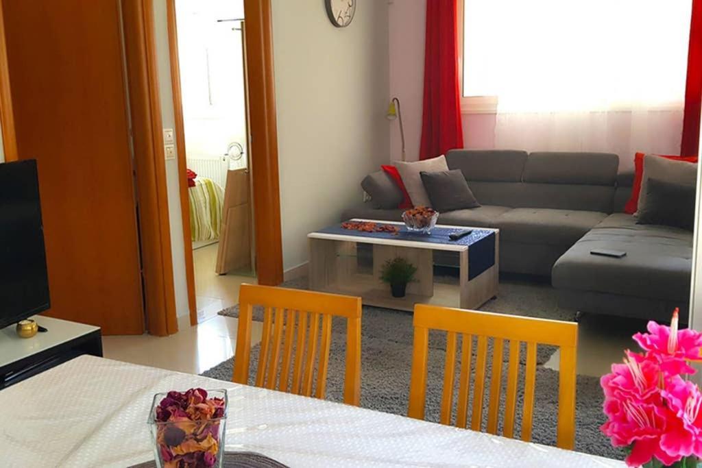 Renovated Lovely Apartment Near Airport & Sea Pórto Ráfti 외부 사진