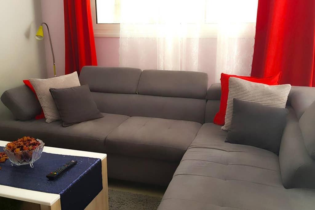 Renovated Lovely Apartment Near Airport & Sea Pórto Ráfti 외부 사진