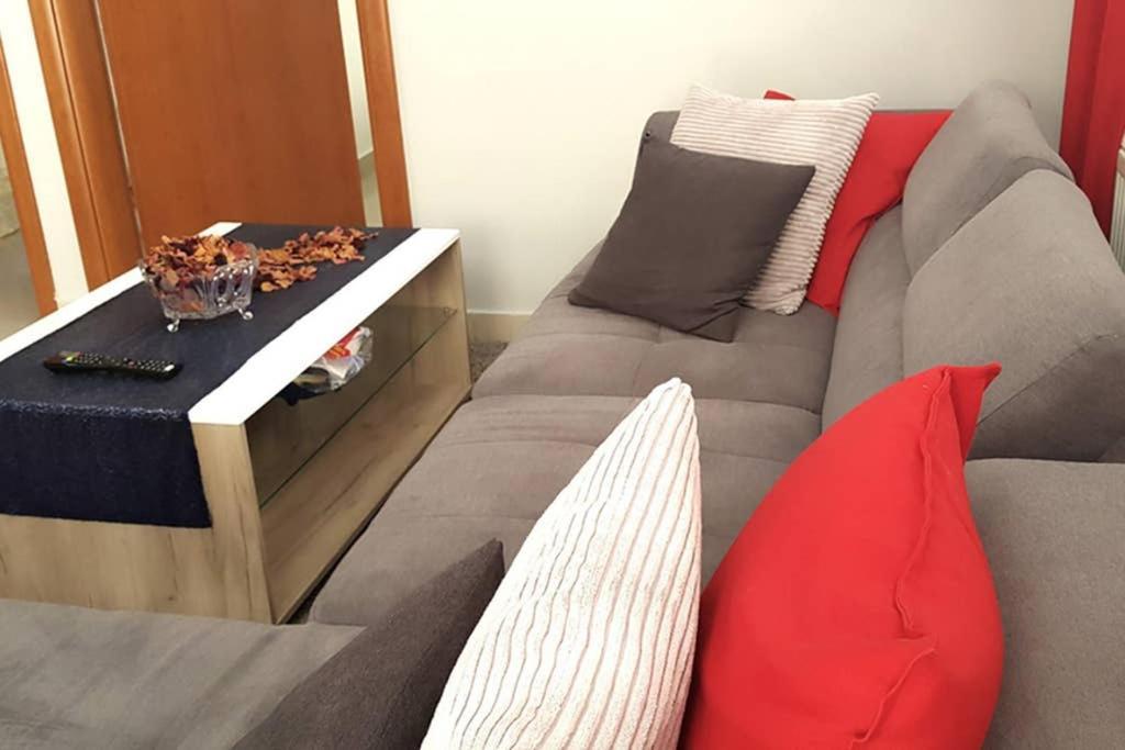 Renovated Lovely Apartment Near Airport & Sea Pórto Ráfti 외부 사진