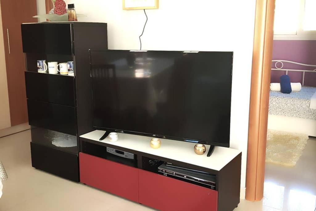 Renovated Lovely Apartment Near Airport & Sea Pórto Ráfti 외부 사진