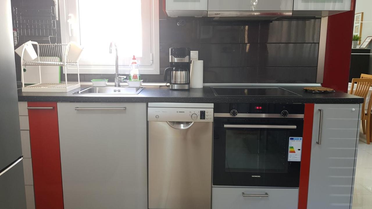 Renovated Lovely Apartment Near Airport & Sea Pórto Ráfti 외부 사진
